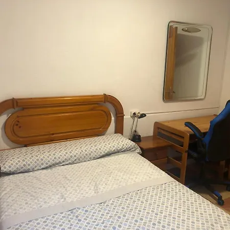Estudio Amueblado En